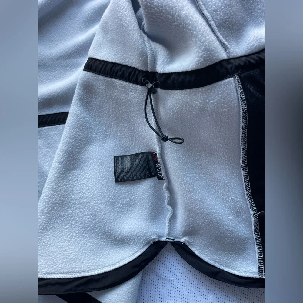 The North Face Denali Fleece Jacket with Hoodie NEW WITHOUT TAGS - Picture 8 of 12